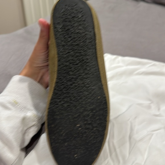 Use condition, good, golden goose sneakers,grey Jean color.Zipper on side - Picture 7 of 13